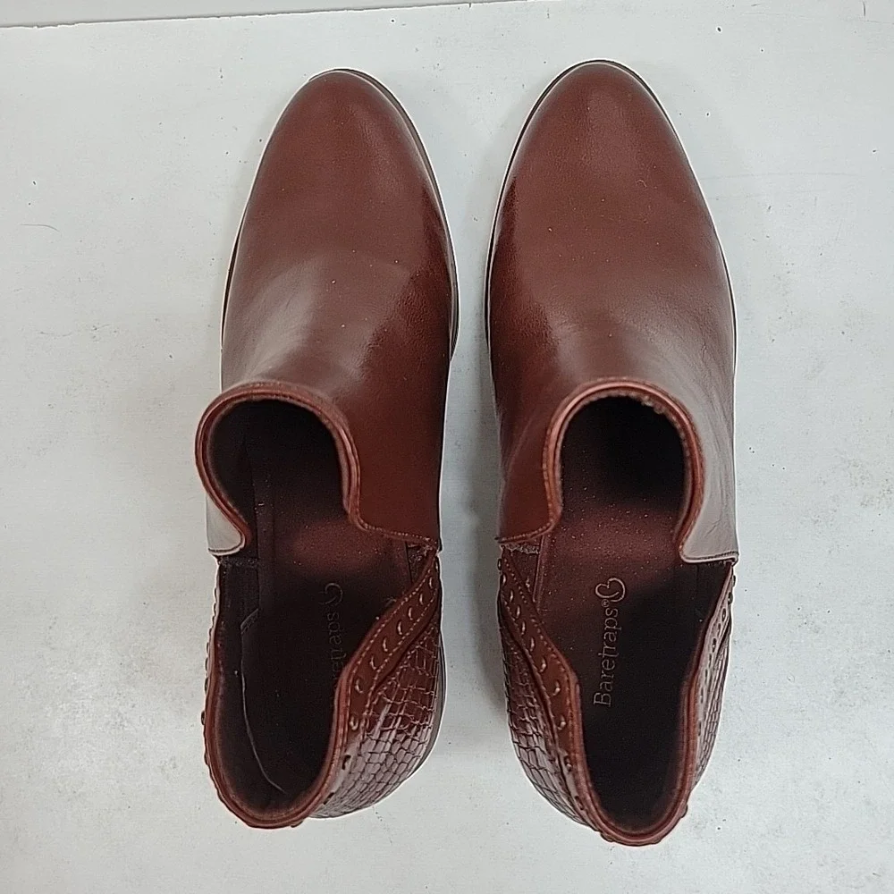 Bear Traps Ankle Boots Womens 9.5M Brown Leather Low Heel Comfort New W/O Box